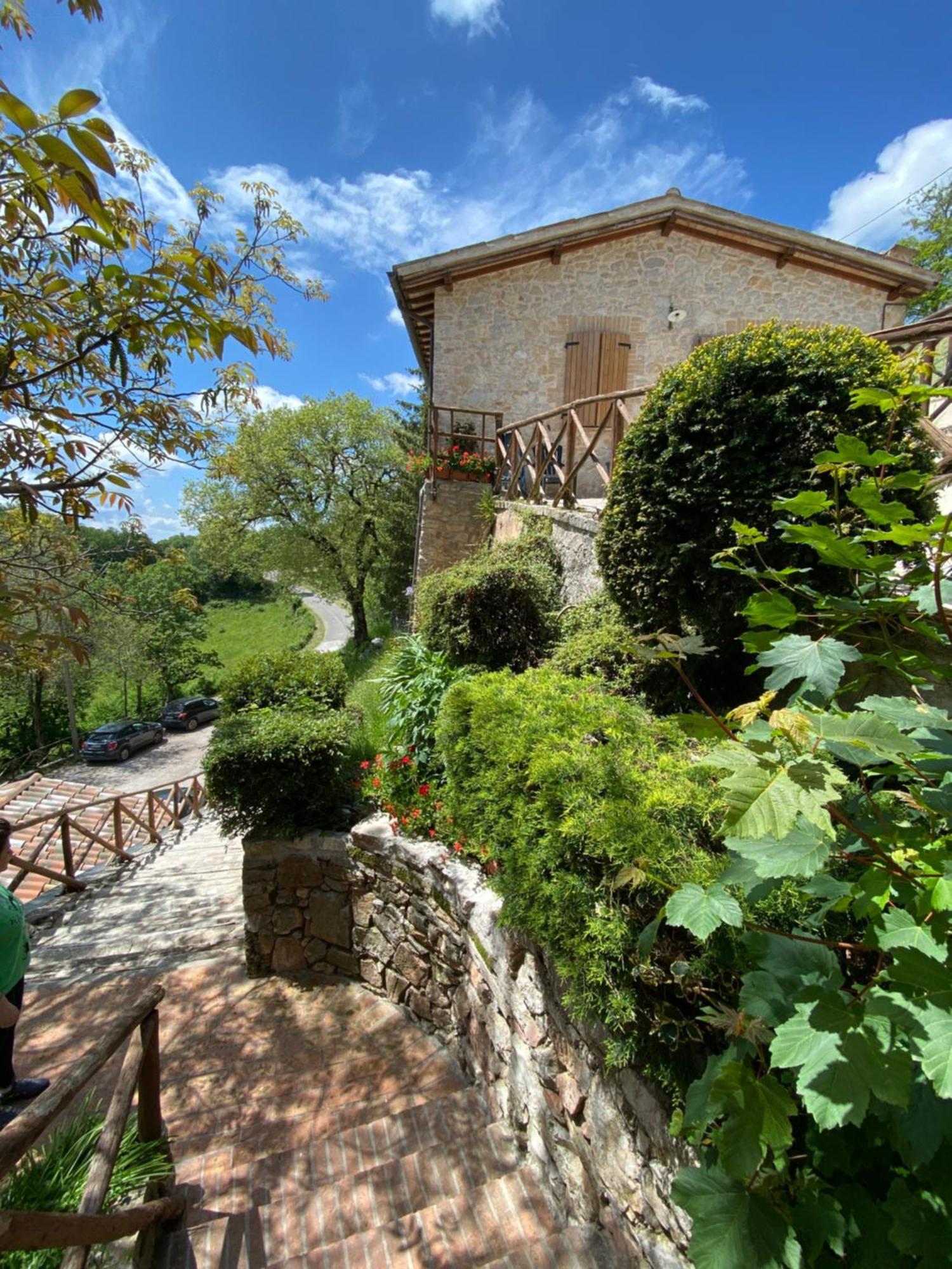 Agriturismo Pettino Campello sul Clitunno Eksteriør bilde